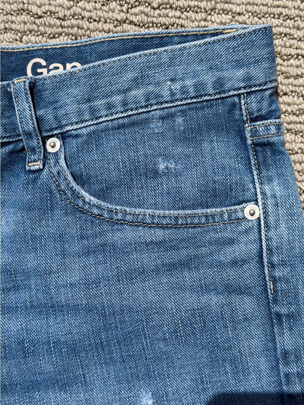 GAP Sexy Boyfriend Shorts Denim Blue Distressed Jean Stretchy High-Rise Size 27 - Picture 5 of 9